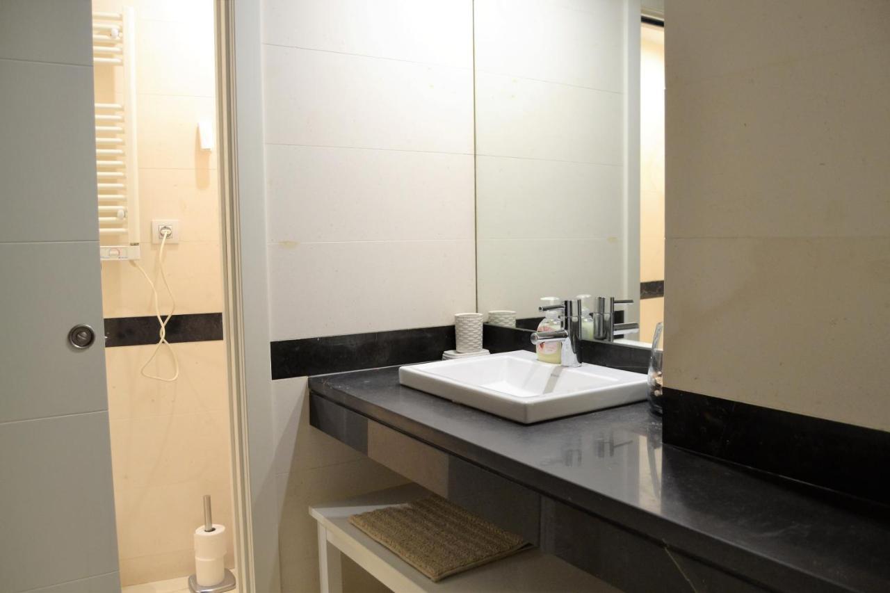 Апартаменти Acogedor Apartamento Junto Al Museo Picasso Малага Екстер'єр фото