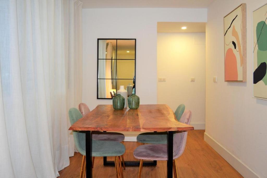 Апартаменти Acogedor Apartamento Junto Al Museo Picasso Малага Екстер'єр фото